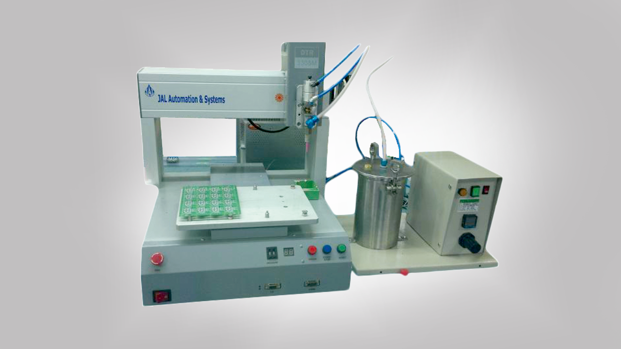 RTV-Silicon-dispensing-with-Robot